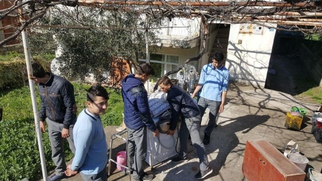 &Ouml;ğrencilerden Anlamlı Proje