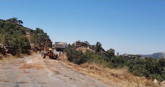 Pkk’lıların Yaktığı Araçlar Gündüz Böyle Görüntülendi