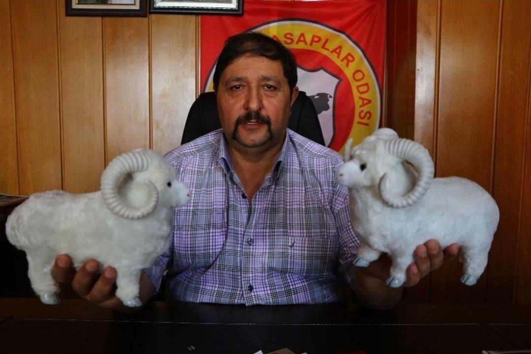 Kasaplar Odası Genel Başkan Yardımcısından Marketlere Minyat&uuml;r Ko&ccedil;lu G&ouml;nderme