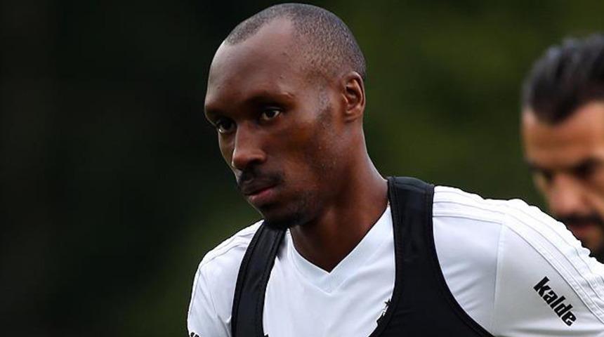 Atiba Huthchinson rekor için şans bekliyor