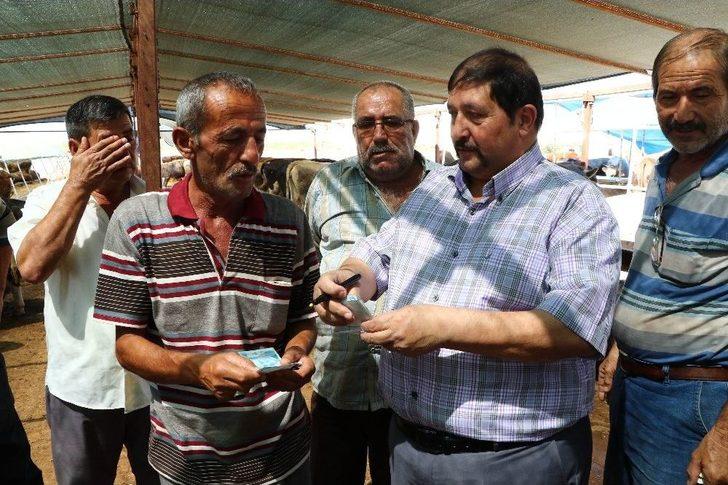 Kasaplar Odası Genel Başkan Yardımcısından Marketlere Minyatür Koçlu Gönderme G1