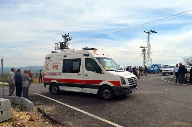 Otoyolda Yolun Karşına Geçmek İsterken Canından Oldu G3