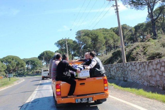 Doğum Gününde Hayatını Kaybeden Yaşar Duman, Ayvalık’ı Yasa Boğdu