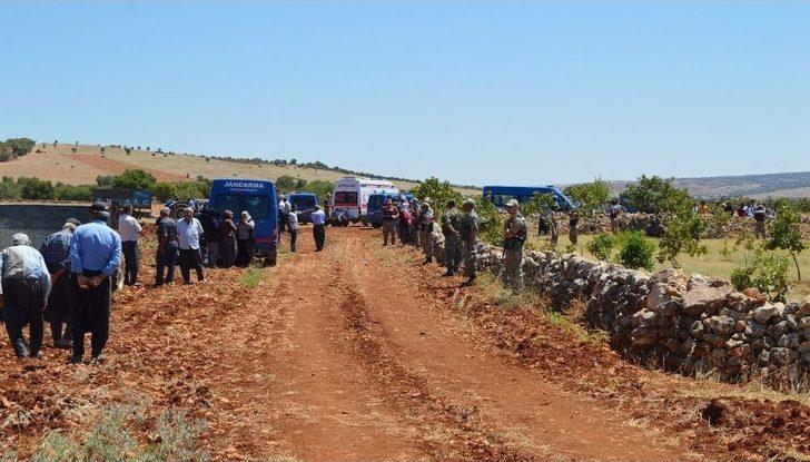 Ailesini Katleden Katil Olay Yerinden Kaçmış G2