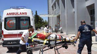 Burdur’da Minibüs Refüje Devrildi: 8 Yaralı