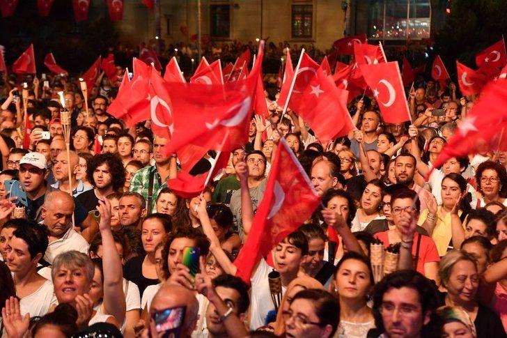 Maltepe’de Zafer Bayramı Coşkusu G3