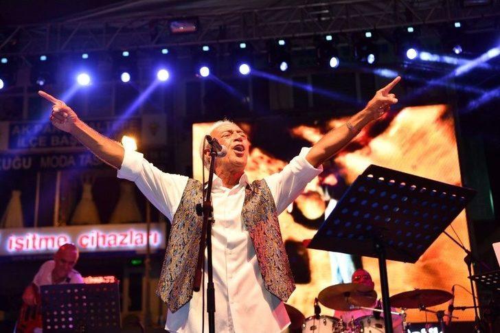 Maltepe’de Zafer Bayramı Coşkusu G4