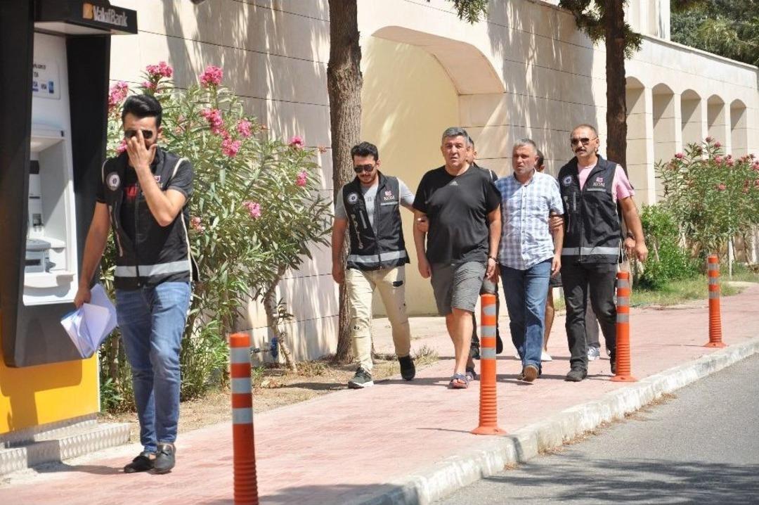 İnsan Ka&ccedil;ak&ccedil;ıları Su&ccedil; &Uuml;st&uuml; Yakalandı