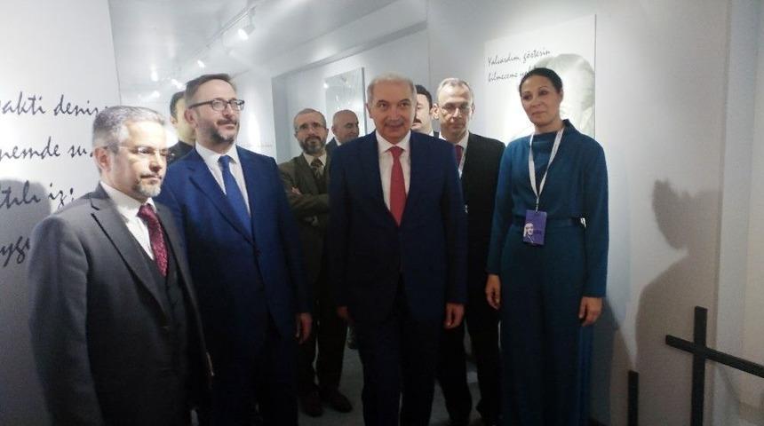 Cnr 5’inci Uluslararası Kitap Fuarında Necip Fazıl Kısakürek Sergisi Açıldı