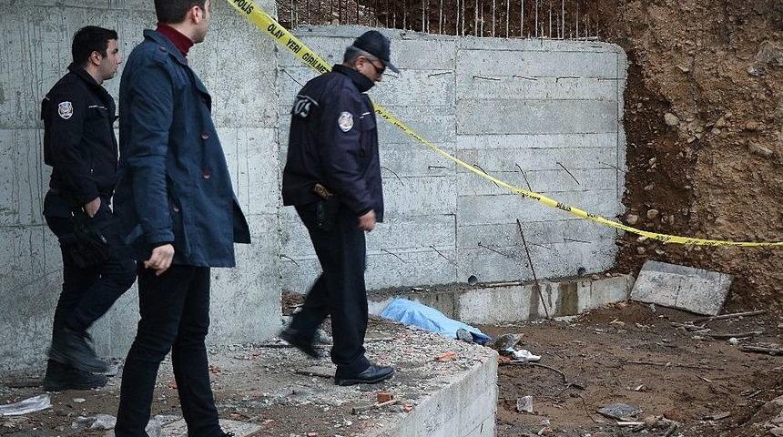 İnşaattan D&uuml;şen İş&ccedil;i Hayatını Kaybetti