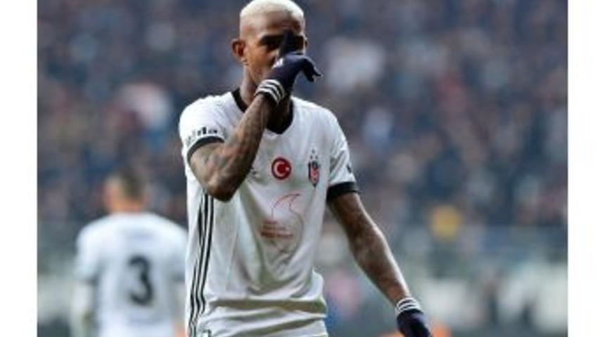 Talisca Attı, Anonsu Ebru Ercan Yaptı