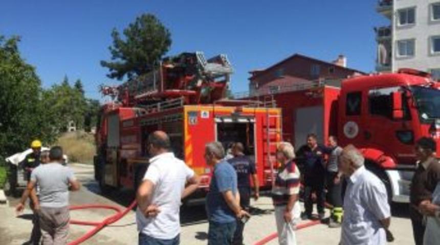 Burdur’da Ev Yangını Korkuttu