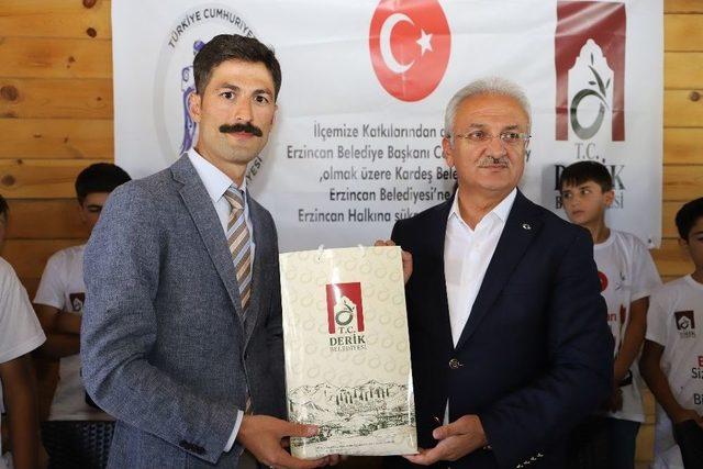 Başarılı Öğrenciler İçin Erzincan Gezisi Düzenlendi