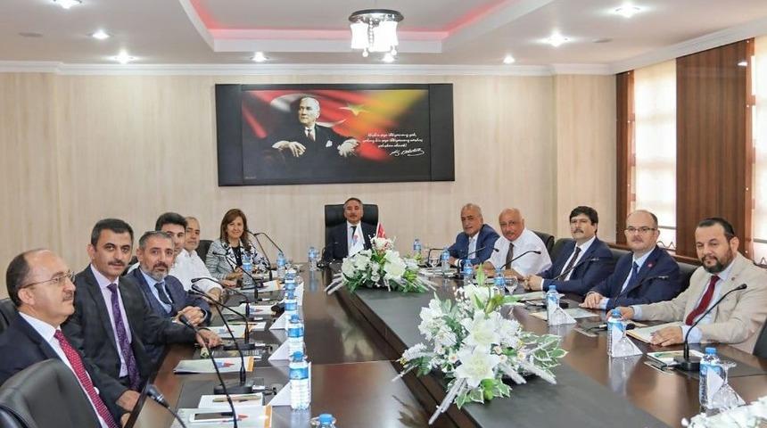 Rektör Çomaklı, Ağrı’da Gerçekleştirilen Toplantıya Katıldı