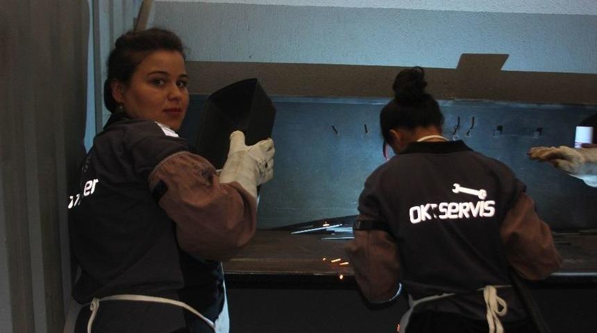 Kadınlar Bir Mesleğe Daha El Attı