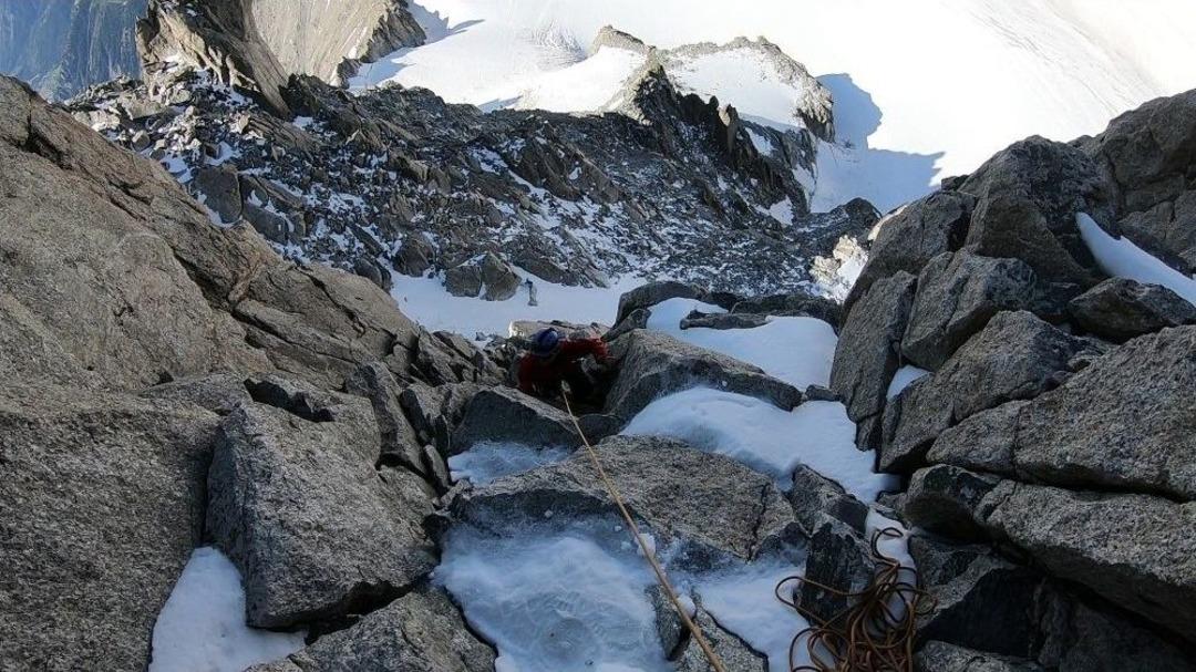 Bursalı Dağcılar "devin Dişi"ne Tırmandı