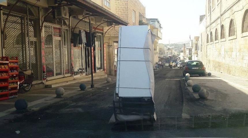 (&ouml;zel) Sakar Şakir Filmindeki Gardırop Sahnesi Şanlıurfa&rsquo;da Ger&ccedil;ek Oldu