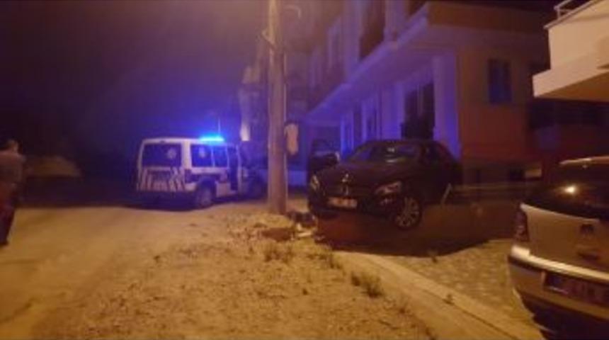 Emanet Otomobille Duvara &Ccedil;ıktı