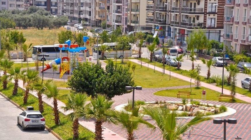 Kemalpaşa&rsquo;da 15 Temmuz Şehitler Parkı Hizmete A&ccedil;ıldı