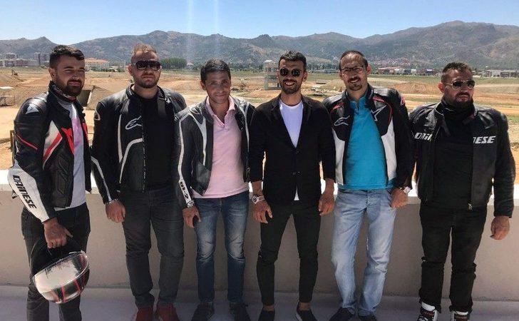 Kenan Sofuoğlu Dünya Motokros Şampiyonası Pistini Ziyaret Etti G2