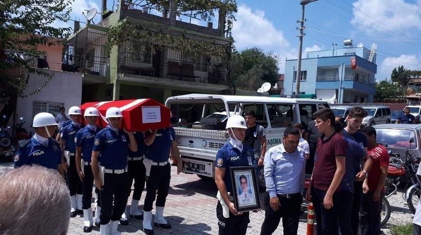 Boğulma Tehlikesi Ge&ccedil;iren Memur Hayata Tutunamadı