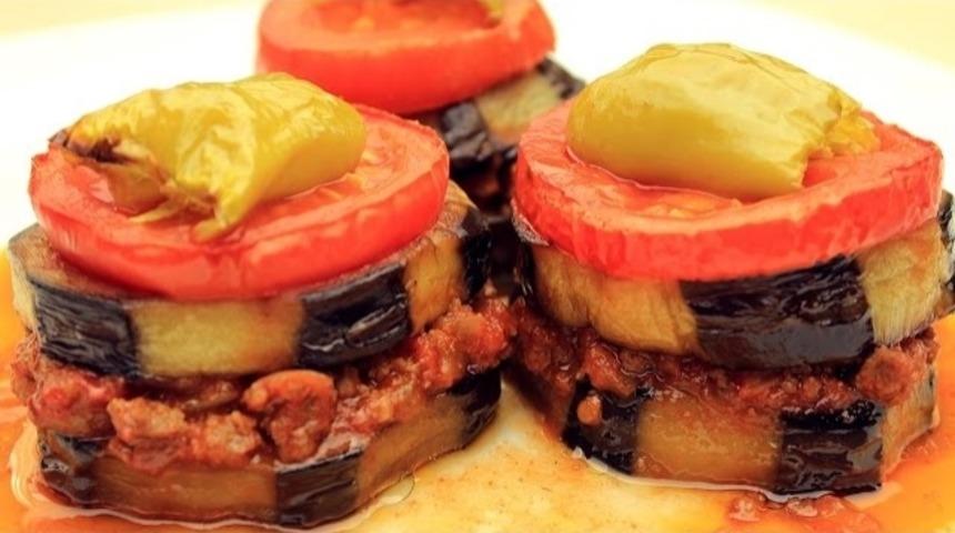 Kıymalı Patlıcan Yemeği Tarifi