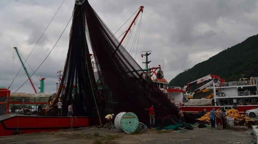 Balık&ccedil;ılar Bu Gece &lsquo;vira Bismillah&rsquo; Diyecek