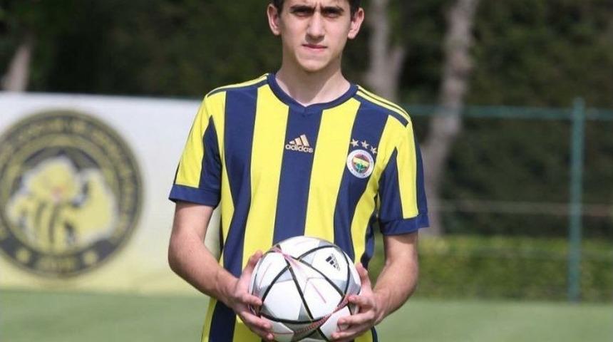 Fenerbahçe, Ömer Faruk Beyaz İle Sözleşme İmzaladı