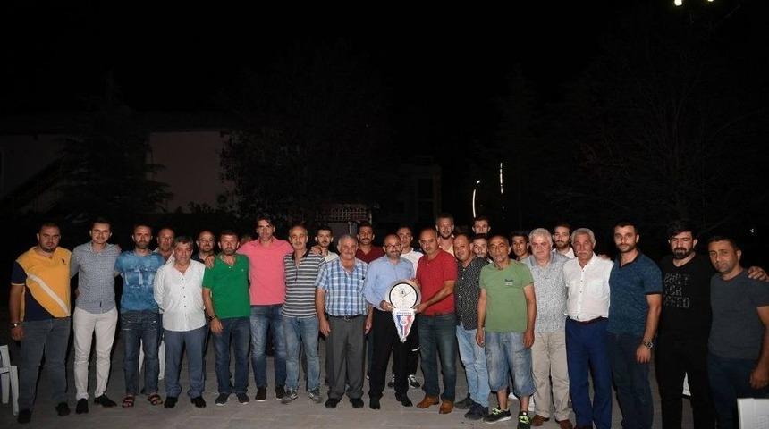 Başkan &Uuml;z&uuml;lmez&rsquo;den K&ouml;sek&ouml;y Ateşspor&rsquo;a Ziyaret