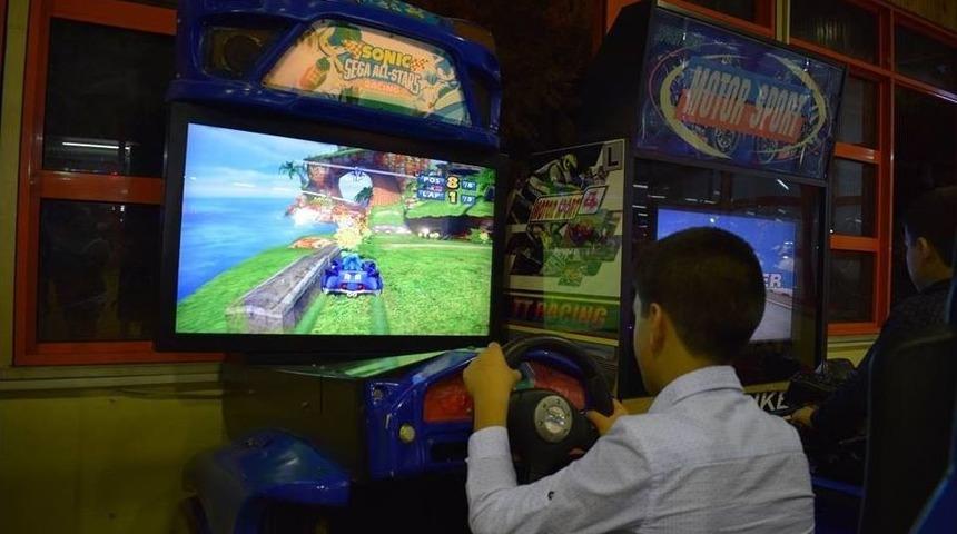 Suriyeli Aileye Kuran Bayramı&rsquo;nda Alo Evlat Hattı Umut Oldu