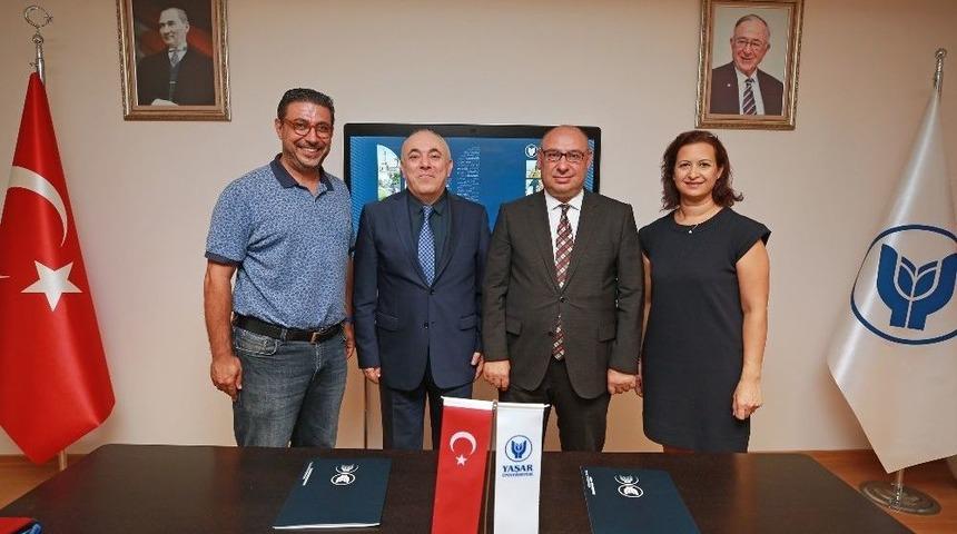 Yaşar &Uuml;niversitesi&rsquo;nden 440 &Ccedil;alışanı Bulunan Firmaya Akademik Destek