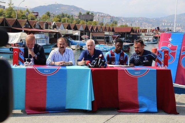 Trabzonspor, Calep Ekuban İle Sözleşme İmzaladı