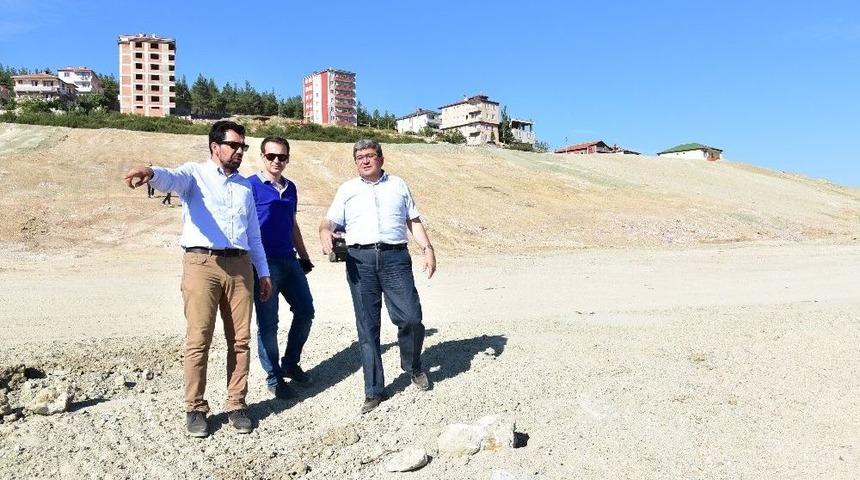 Başkan Can Hafriyat &Ccedil;alışmalarını İnceledi