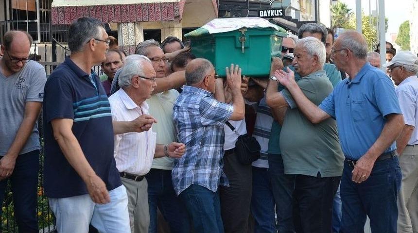 Alabora Olan Teknede Boğulan Gen&ccedil; Toprağa Verildi