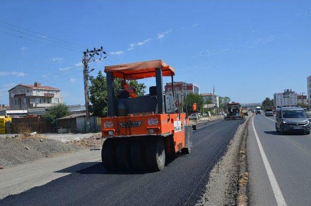 Edirne Caddesi’nin Yarısı Tamam Sıra Diğer Yarısında