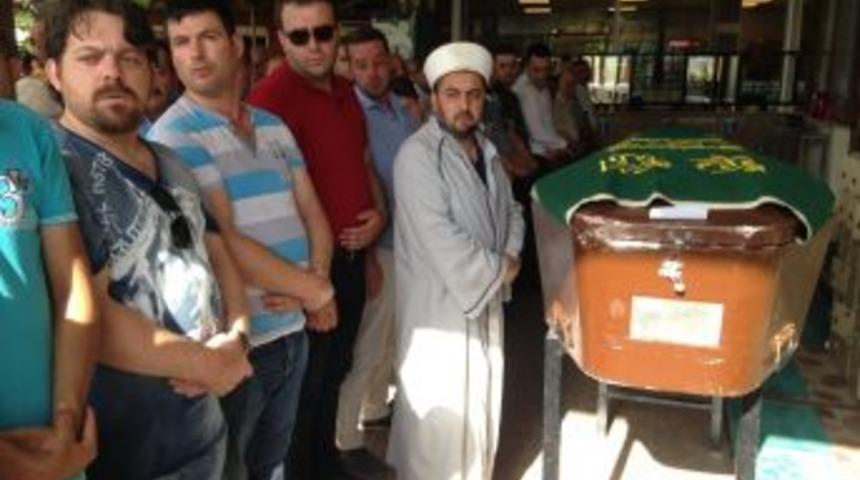 Tekne Kazasında Hayatını Kaybeden Ahmet Argon Toprağa Verildi