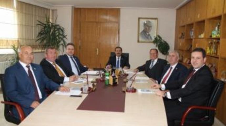 Trakya Birlik Y&ouml;netim Kurulu &Uuml;yesi Yılmaz: "y&uuml;ksek Yağ Oranlı Ay&ccedil;i&ccedil;eğine Prim Uygulanacak"