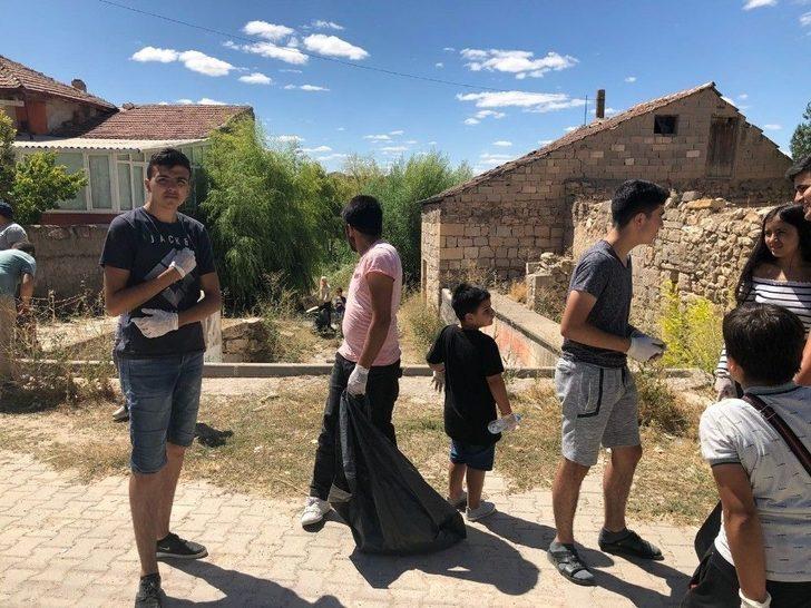 Köylerini Temizlemek İçin Seferber Oldular G3