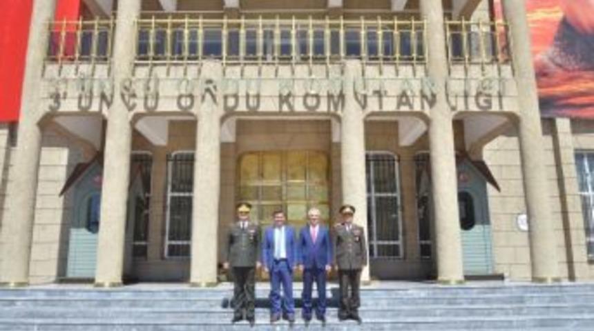 3. Ordu Kurmay Başkanı Ve Garnizon Komutanlığı G&ouml;revine Atanan Tuğgeneral Ali Ekiyor G&ouml;reve Başladı