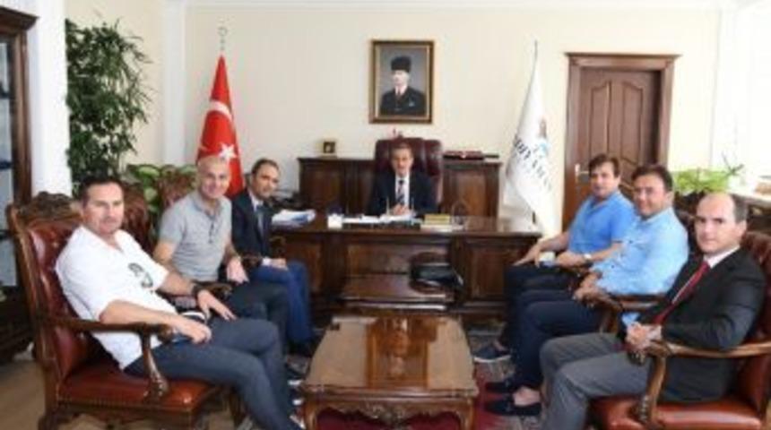 Futbolun Efsane İsimlerinden Vali Kalkancı’ya Ziyaret