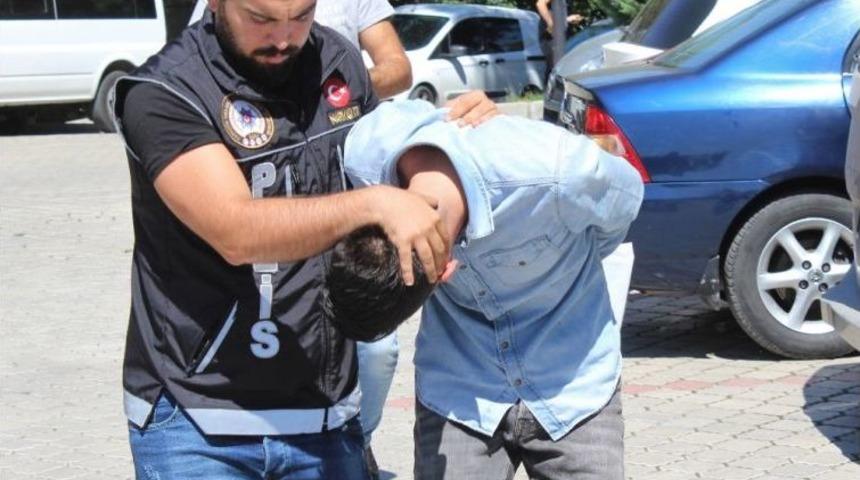 Uyuşturucu Ticareti Zanlısı 5 Kişi Adliyede