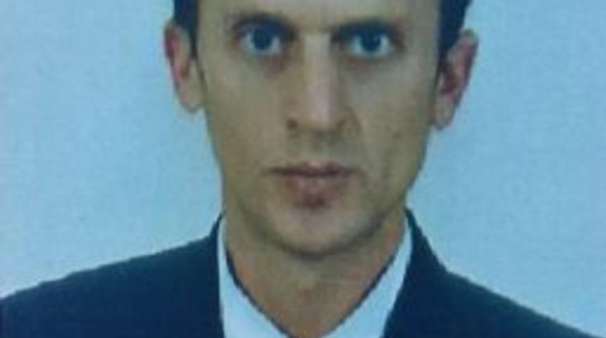 Kayalıklardan Atlayan Sağlık M&uuml;d&uuml;rl&uuml;ğ&uuml; &Ccedil;alışanı Hayatını Kaybetti