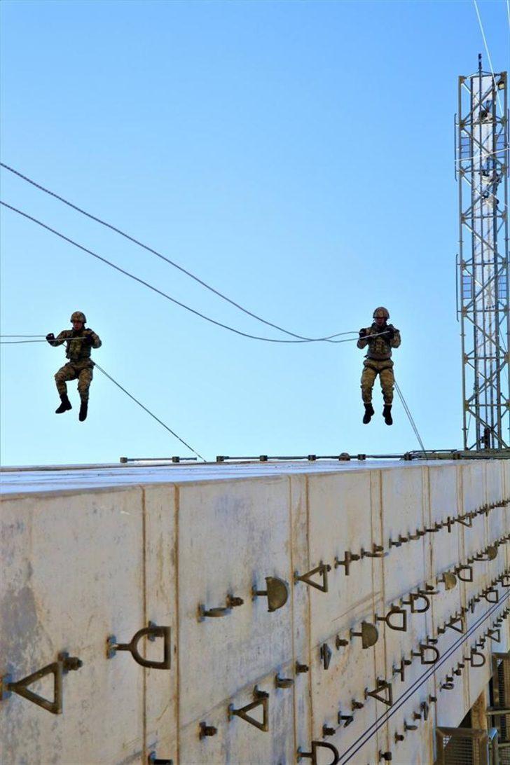 'Dağların kartalları'nın nefes kesen eğitimi  G3