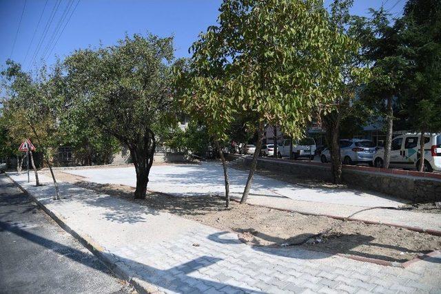 Isparta Belediyesi 10 Park Yapımına Birden Başladı