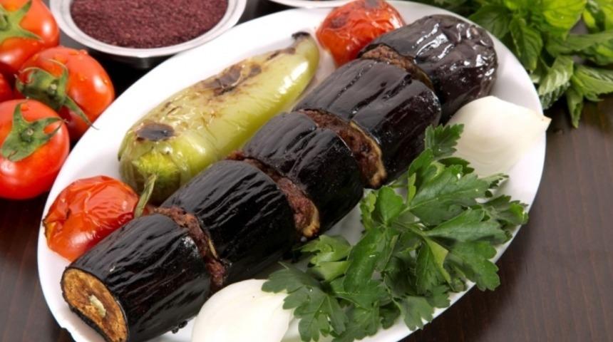 Patlıcanlı Kebap Tarifi