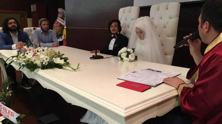 İha Ailesinin Mutlu G&uuml;n&uuml;