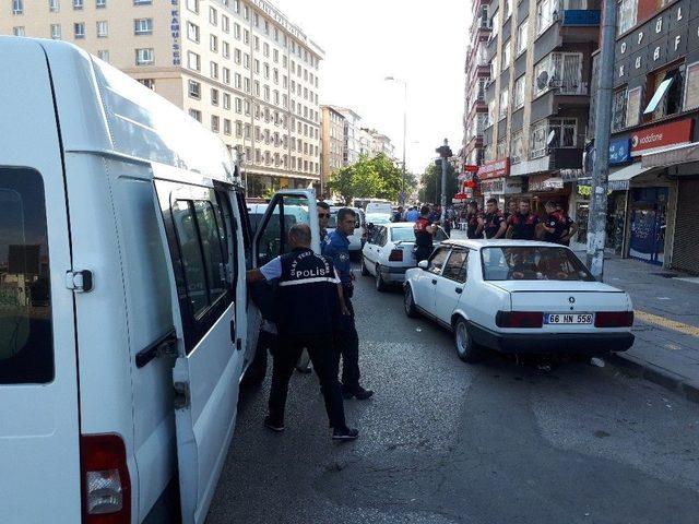 Başkent&rsquo;te Silahlı Kavga: 4 Yaralı 2