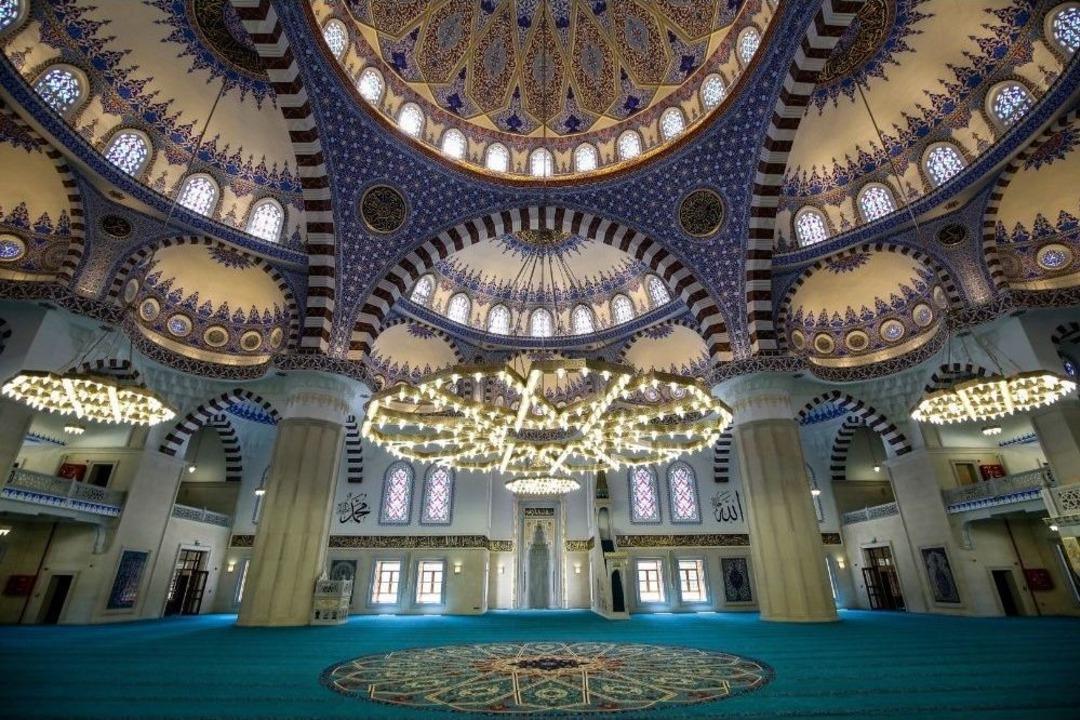 Orta Asya&rsquo;nın En B&uuml;y&uuml;k Camisini Cumhurbaşkanı Erdoğan İbadete A&ccedil;acak