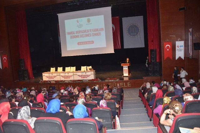 “güçlü Kadın, Güçlü Aile, Güçlü Türkiye” Sloganıyla Yola Çıktılar