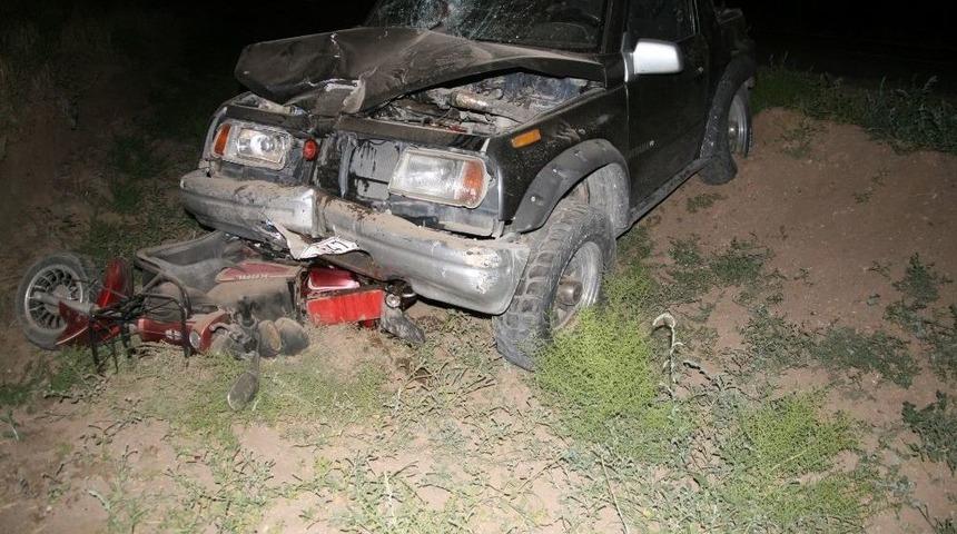 Cip Elektrikli Bisiklete &Ccedil;arptı: 1 &Ouml;l&uuml;, 1 Ağır Yaralı